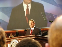 200_al_gore_speaking_at_the_dnc_-_photo_by_anisha_kumra__intellipress.org.jpg