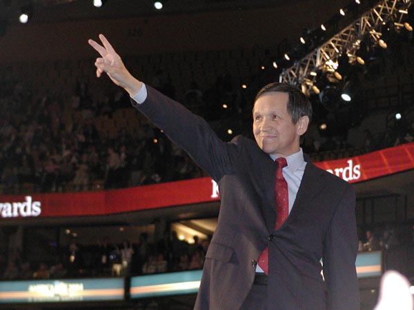 6_dennis_kucinich.jpg 