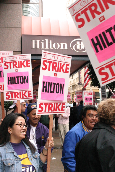 hilton_hotel_strike_1.jpg 