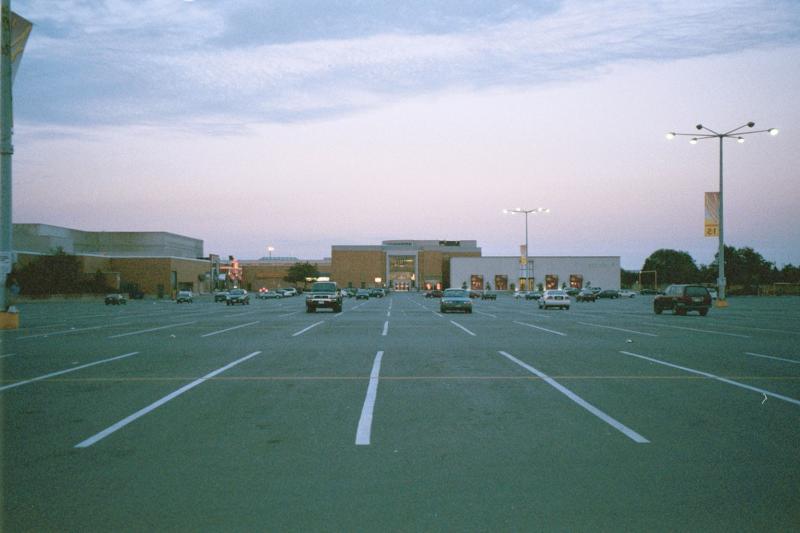 parking_lot.jpg 