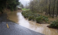 200_elk_river_road_flood_12-08-04.jpg