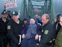 200_72_year_old_arrested__march_2005.jpg