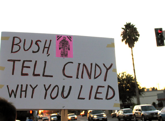 bush_tell_cindy_why_you_lie.jpg 