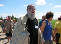 200_2-rabbi.jpg