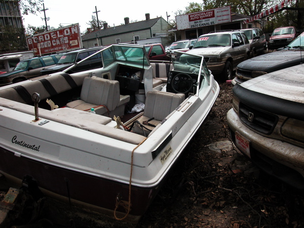 boatandcars_9-15-05.jpg 