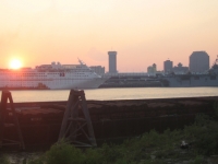 200_cruiseship-iwojima2-sm.jpg