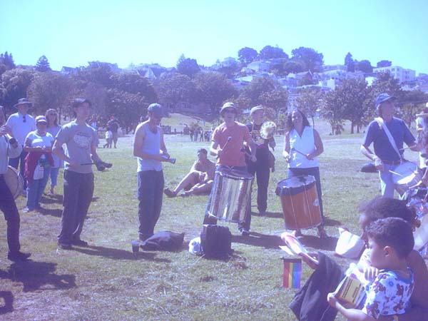 drum_circle2.jpg 