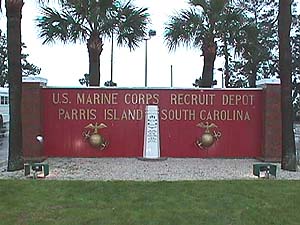 maingate-parris-island.jpg 