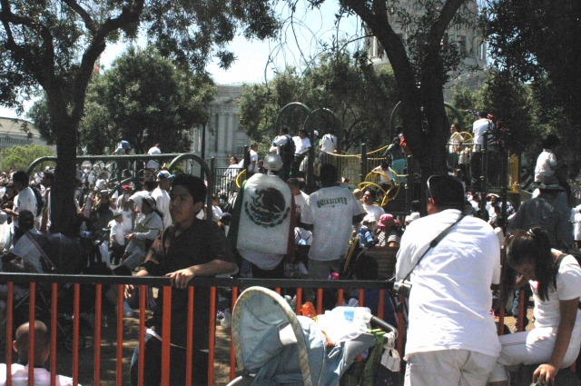 parque_en_frente_de_city_hall.jpg 