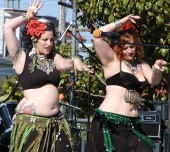 200_23_belly_dancers.jpg