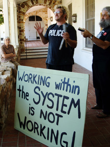 system-not-working_7-5-06.jpg
