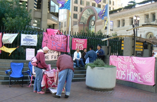 640_tabling_at_bart.jpg 