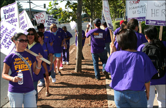 jmuir_strike_082906_09s.jpg 
