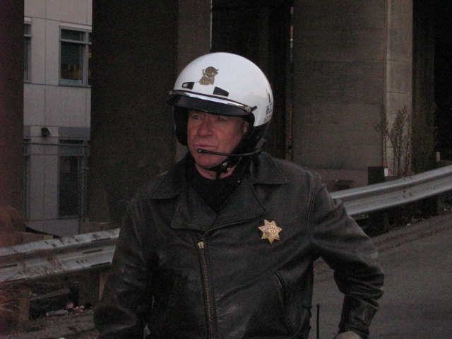640_violent-sfpd-officer-1633.jpg 