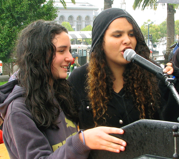 Thousands braved the cold rain in San Francisco today to say "Bush Step Down" and "Drive Out the Bush Regime".
As part of a "national day of mass resistance" San Francisco was one of of over 2