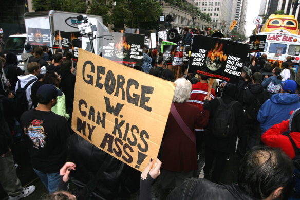 george_w_can_kiss_my_ass_1.jpg 