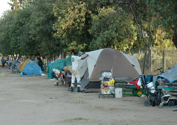 600tentcity.jpg