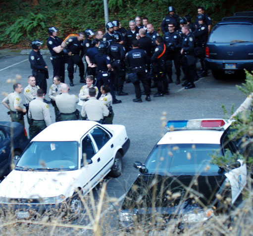 riot-squad_10-18-06.jpg