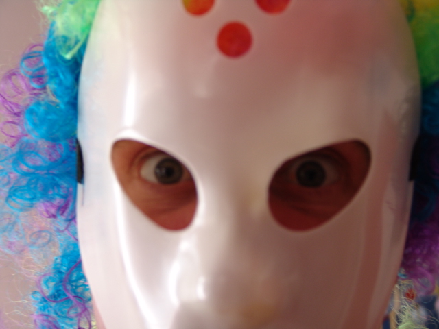 rainbowmask002.jpg 