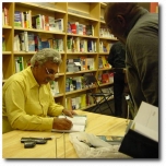 200_tariq_ali_at_codys_books.jpg