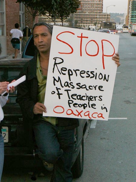 10_evening_protest_sign2.jpg 