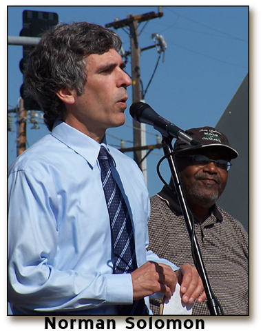 norman_solomon_hiroshima_day_2006_photo_by_bill_carpenter_indybay.png 