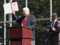 200_pete_mchugh_announcing_ca_senate_award_to_samir_laymoun_sj_20070515.jpg