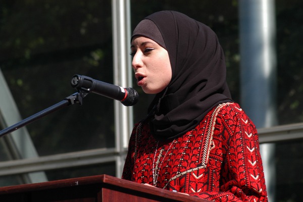 palestinian_poetry_reading_sj_20070515.jpg 