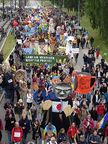 cc_rostock_june2_demo-bridg.jpg 