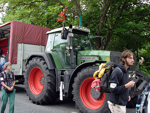 cc-fruitful-tractor.jpg 