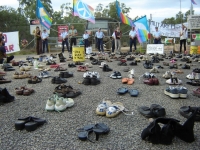 200_shoesforpeace.jpg