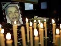 in.memoriam.zahra.kazemi.2july07.jpg