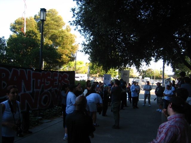 640_2007-09-11sanjosemarchagainsttasers011.jpg
