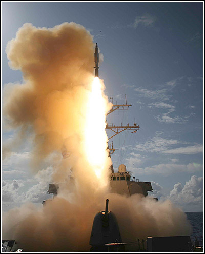 hit-to-kill_missile_off_coast_of_kauai_hawaii.jpg 