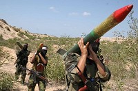 MAAN NEWS AGENCY
---------------------------
DFLP and Fatah fighters vow to continue armed struggle until demands met
Date: 20 / 09 / 2007  Time:  10:30