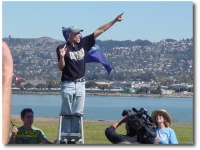 beach_impeach_goes_to_ceasar_chavez_park_in_berkeley51.png