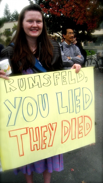 640_rumsustudentsign.jpg 