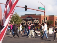 veterans_day_march_phx-anti_war_marchers_11-12-07_peace_group_12.jpg