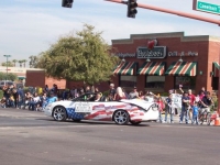 veterans_day_march_phx-anti_war_marchers_11-12-07_sheriff_joe_car.jpg