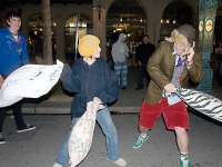 pillow-fight_12-31-07.jpg