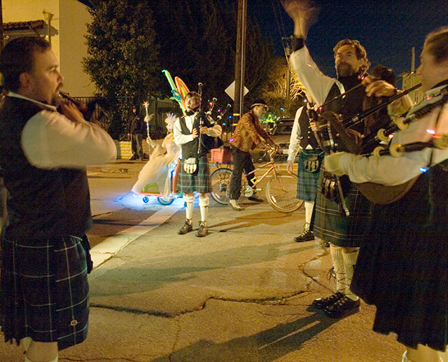 bagpipes_12-31-07.jpg 