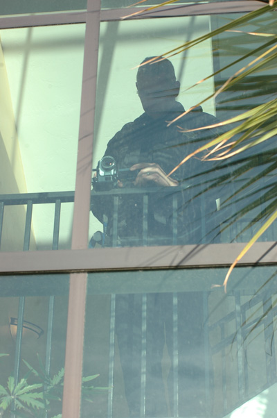 cop_in_window.jpg 