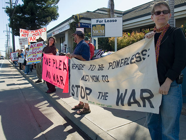 families-against-war_3-24-08.jpg 