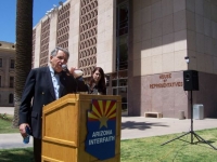 az_interfaith_lobby_day_4-17-08_legislator_1.jpg