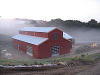 barn1.jpg