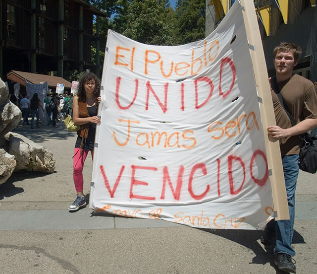 pueblo-unido_5-1-08.jpg 