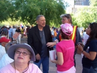 anti-bush_anti-mccain_protest_mesa-phx_5-27-08_phx_legislator_1.jpg