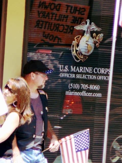 640_berkeley_marine_recuiting_protests_15_1.jpg