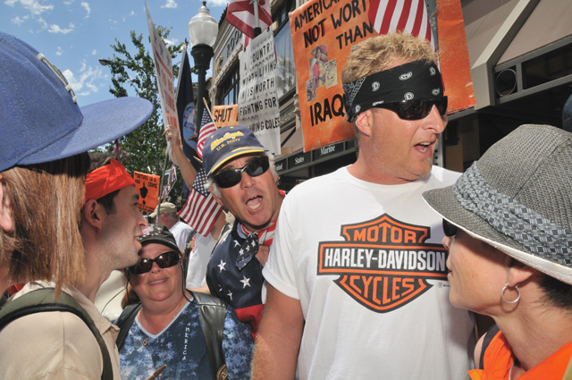 berkeley_bikers_june_2008-4_sm.jpg 