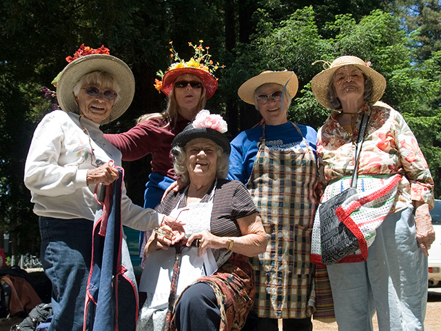 raging-grannies_6-2-08.jpg 